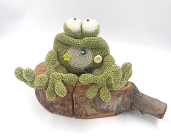 Gehäkelte Velour Frosch - 10cm Sitzen Amigurumi Plüsch
