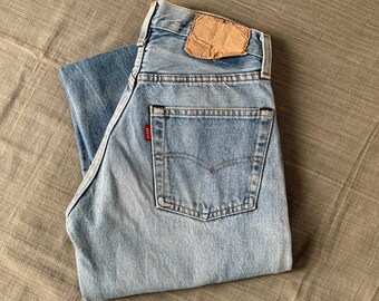 kurt cobain levis 501