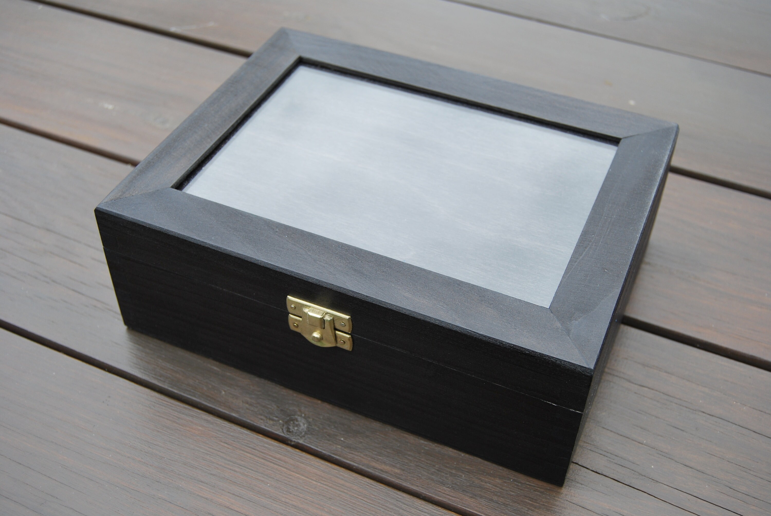 Wooden Box With Frame 4 X 6 For Photo At The Top In Ebony Color