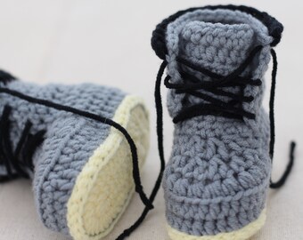lace up shoes ready to ship newborn boy shoes baby boy booties crocheted boots Newborn boy boots Schoenen Jongensschoenen Laarzen coming home shoes 