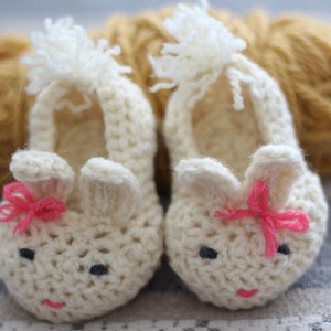 Crochet Patterns, Amigurumi, Gift Idea for Baby, Instant Download Pattern Baby Booties, Animal shoes for baby- size 0-12 mons (English only)