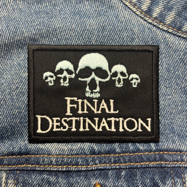 Parche bordado "Cráneos Finales". Inspirado en películas de terror. Se puede planchar.
