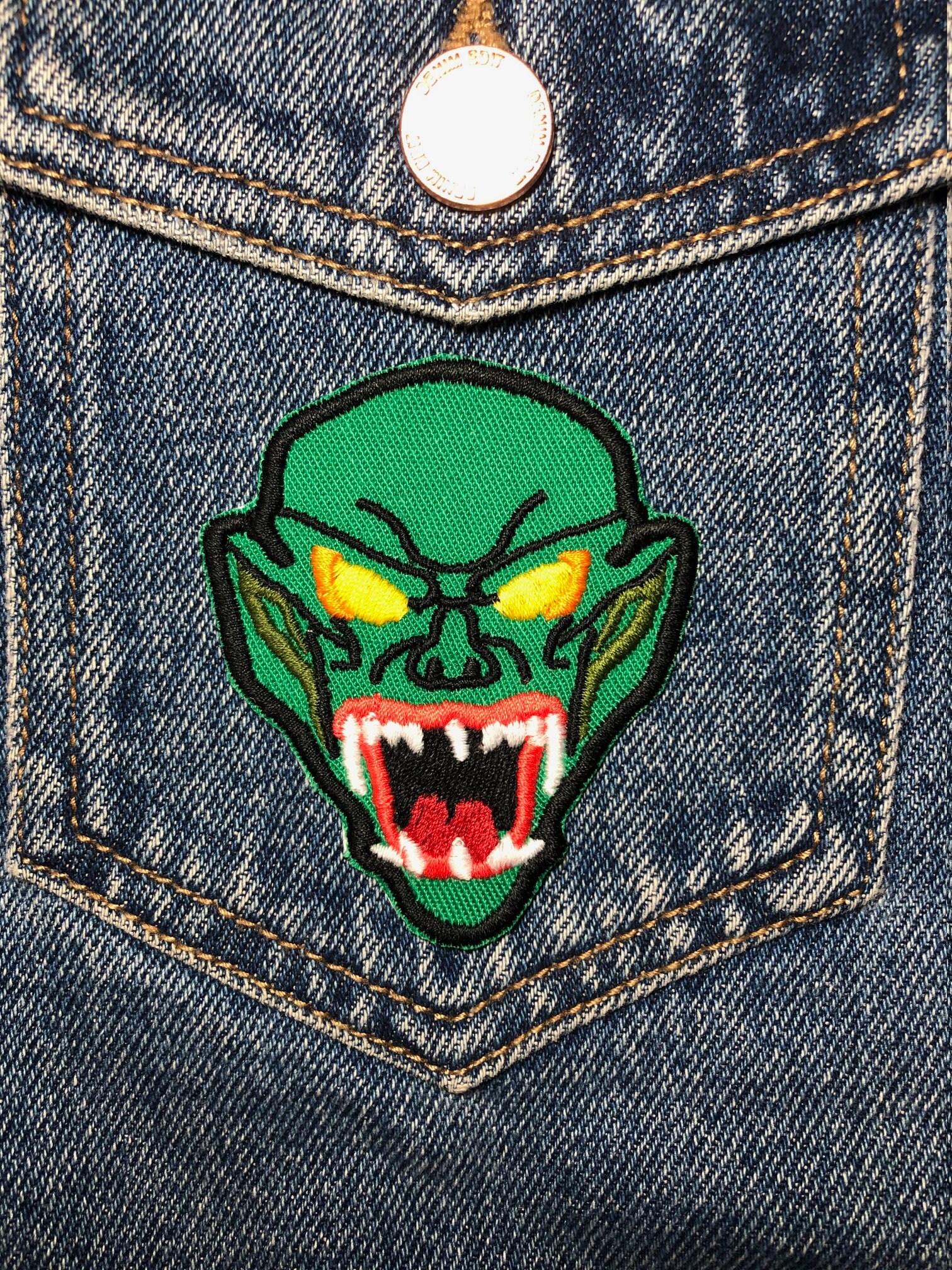 Haunted Mask Embroidered Patch. Horror Movie Inspired Patches. Iron on ...