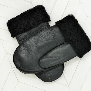Genuine Sheepskin Mittens in Black Napa