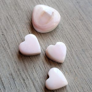 Conch Shell Cabochons, Heart Cabochon, Pink Cabochon Shells, L9899