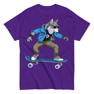 Wolf Skateboarder - Skateboarding Style Unisex T-Shirt
