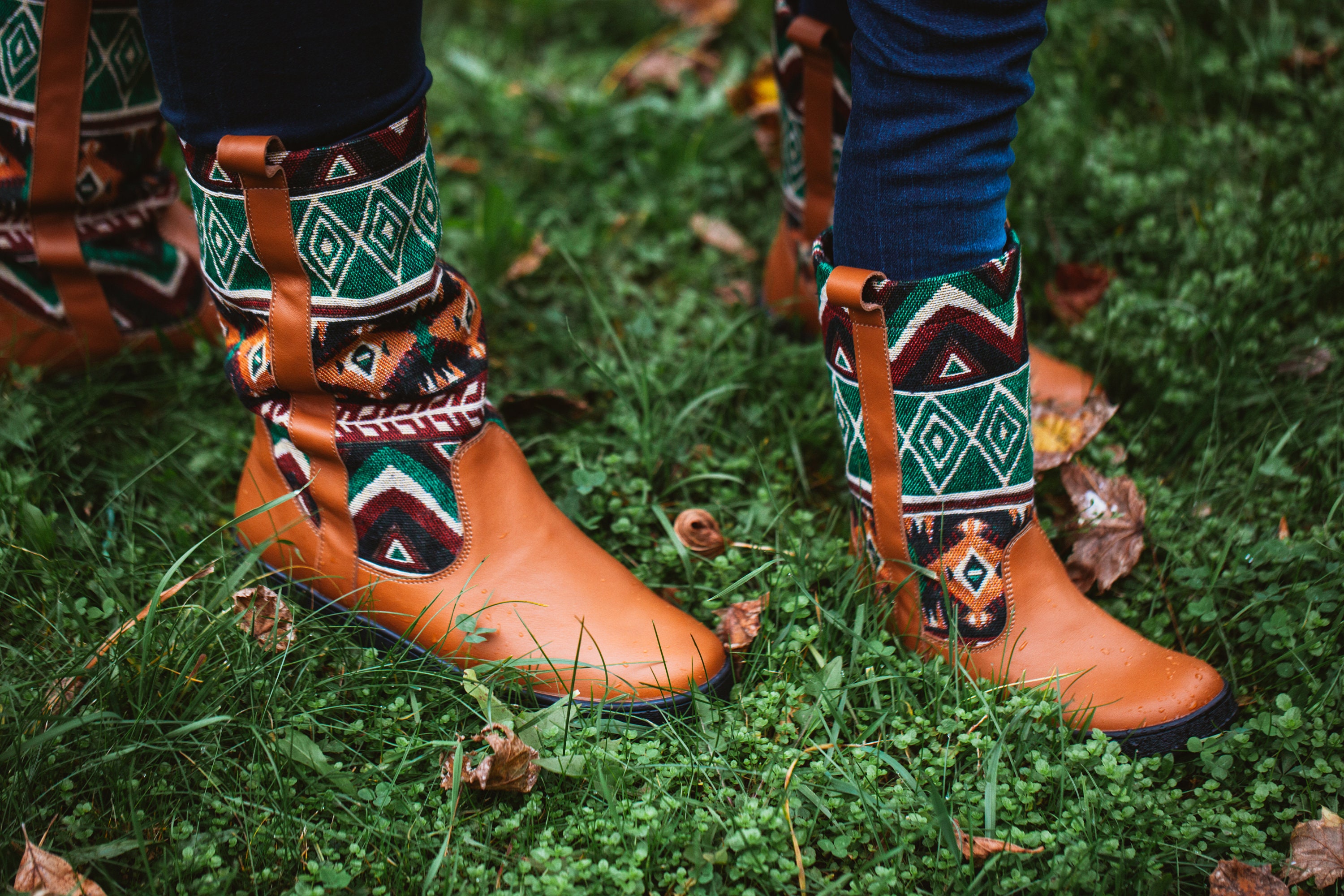 stylish boots womens