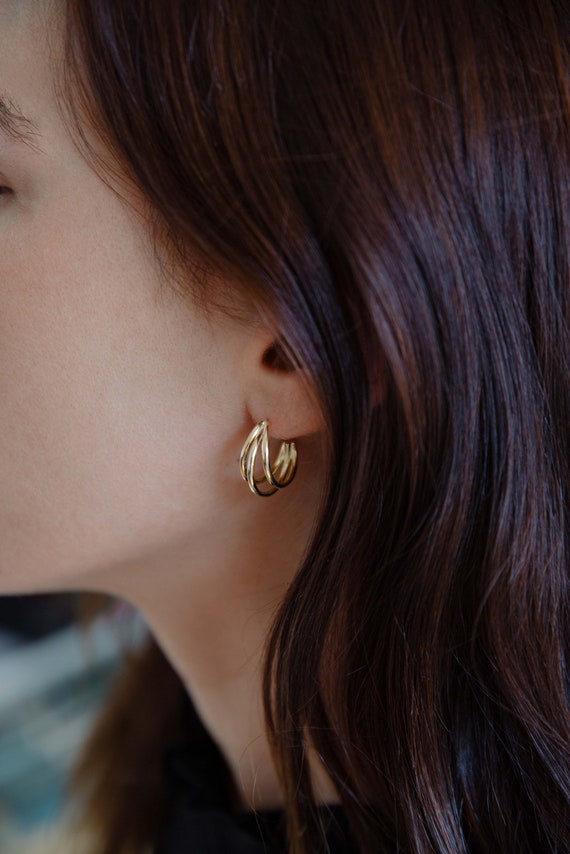 人気【TOU】silver925 triple circle earrings☆送料関税込 Amazon.com: 3 Circles Women's Hypoallergenic Hoop Earrings