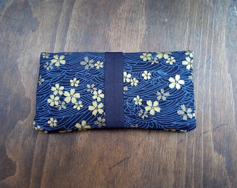 Rolling Tobacco Pouch With a Japanese Pattern, 100% Organic Cotton Tobacco  Case With Compartments for Filter Tips, Papers and Lighter