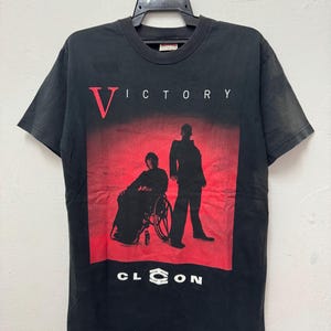 Victory Records Tee - Etsy