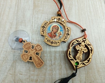 Ícono cristiano Amuleto de coche Cruz de espejo de coche Cruz de coche de madera Cruz de la suerte Crucifijo Cruz de madera Ortodoxo Romano Católico ucraniano Conjunto de coche
