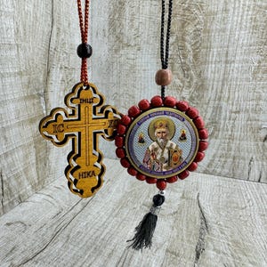 Christliche Ikone Autoamulett Autospiegelkreuz Hölzernes Autokreuz Kreuz des Glücks Kruzifix-hölzernes Kreuz schnitzende römisch-ukrainisch-katholische Autosatz