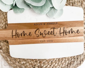Housewarming Gift, New Home Gift, Personalized Cutting Board, Marble and Wood Serving Board, Closing Gift, Home Sweet Home