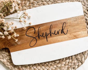 Personalized Last Name Charcuterie Board, Closing Gift, Personalized Housewarming Gift, New Home Gift, Custom Wedding Gift