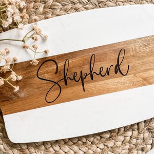 Tabla de embutidos personalizada con apellido, regalo de cierre, regalo de inauguración de casa personalizado, regalo para casa nueva, regalo de boda personalizado