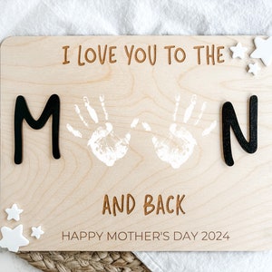 Mothers Day Handprint Sign, DIY Handprint Sign, Mothers Day Gifts, Mothers Day Craft, Gift for Mom, Keepsake Gift, Mothers Day DIY Sign