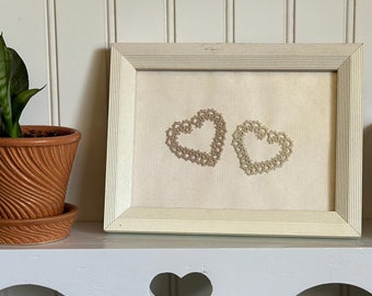 Arte de corazón en frivolité, regalo para San Valentín o el Día de la Madre