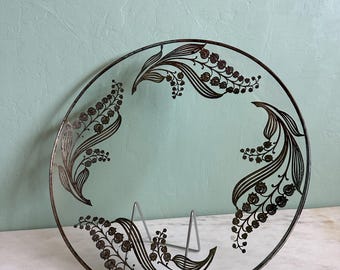 Plato para tartas vintage de cristal transparente con revestimiento de flores en plata de ley