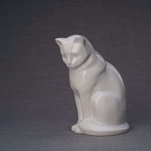 Neko Pet Urn for Ashes - White / Ceramic Cat Urn