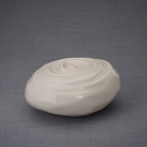 Cremation Urn for Ashes &quot;Resonance&quot; - Large/Off-white/Ceramic