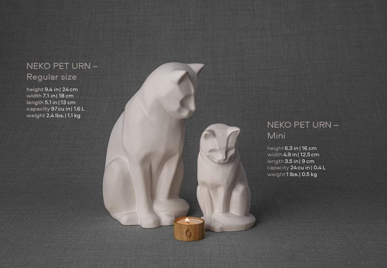 Ceramic Art Urn for Cats cremation ashes. The urn represents a cat sitting in a comfortable position with its tail around her body and its head gently looking left. Mini pet memorial urn. Pet memorial urn for ashes. Pet mini urn. Mini Urn by Pulvis