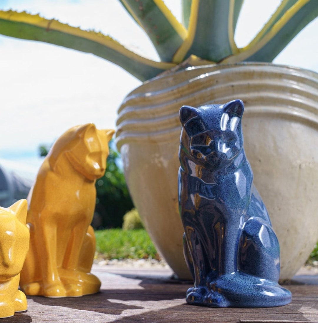 Buy Neko Pet Urn for Ashes - Blue Melange | Ceramic Cat Urn Online in India  - Etsy, image size:1080x1096