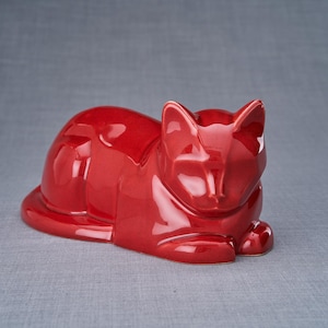Cat Cremation Urn for Ashes - Red/Ceramic