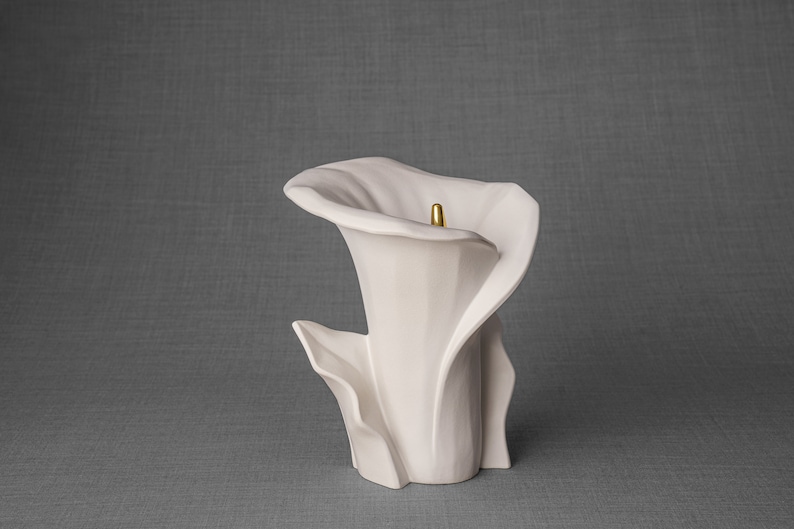 High-quality ceramic cremation urn for human ashes, suitable for home, garden or columbarium. This is a medium size urn. Calla Lily Flower Urn for Ashes. Calla Flower Cremation Urn by Pulvis Art Urns Handcrafted memorial flower urn by Pulvis Art Urns