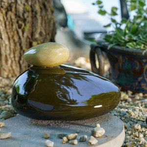 Cremation Urn for Ashes &quot;Stone&quot; - Large/Oily Green/Ceramic