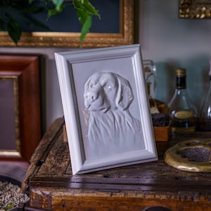 Labrador Pet Urn for Ashes  - White/Ceramic