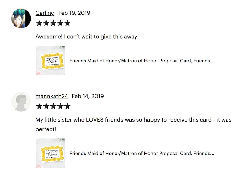 Puede incluir: Dos rese&ntilde;as de clientes para una tarjeta imprimible con el logotipo del programa de televisi&oacute;n "Friends". La tarjeta dice "The One Where You're Maid of Honor". La tarjeta es amarilla con texto negro. Las rese&ntilde;as son positivas.