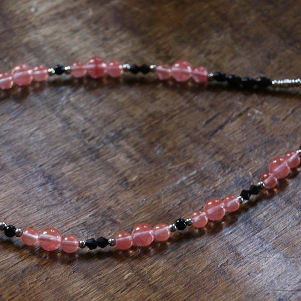 Collier ras du cou en quartz rose, effet rétro