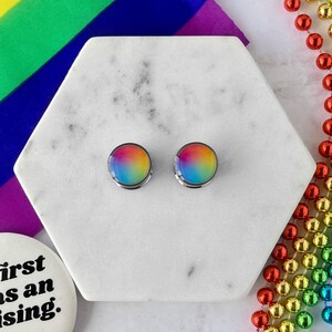 Rainbow Ombré Plugs | Custom Rainbow Gay Pride Gauges | Handmade Gay Pride Plug Jewelry | Double Flare or Single Flare | Sizes from 0g-1” |