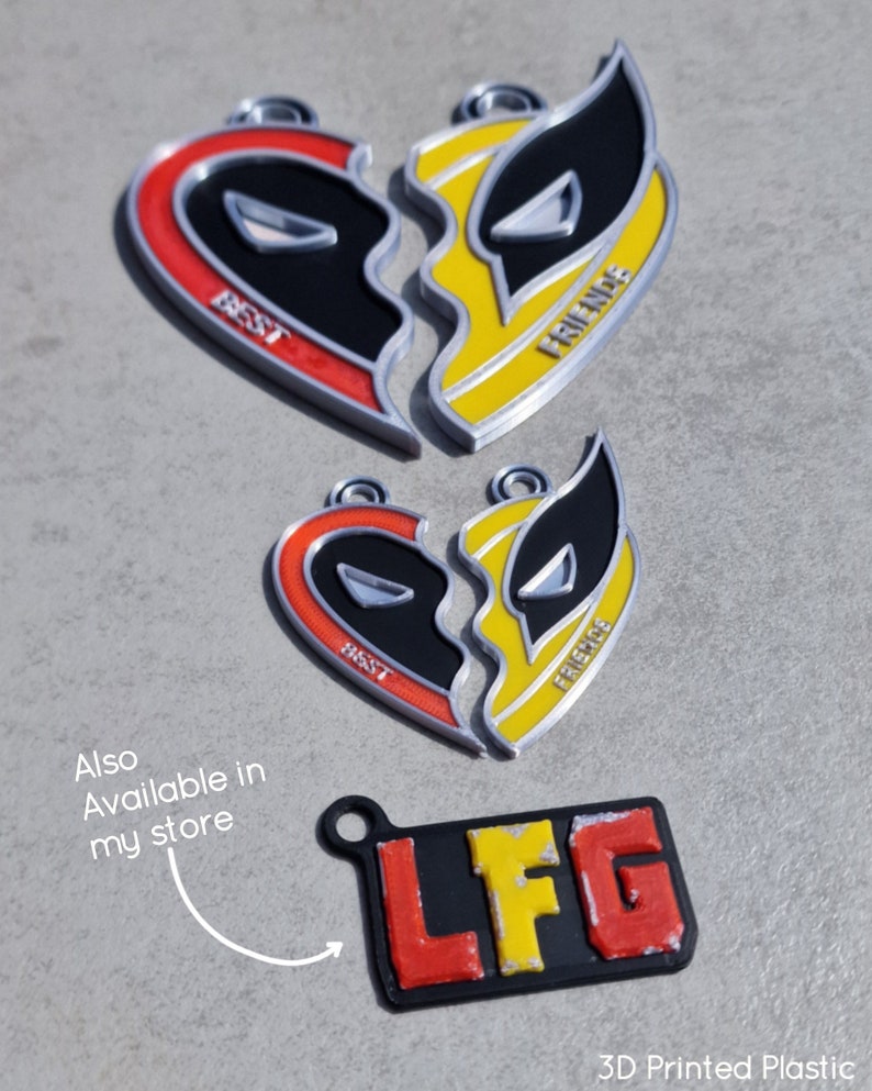 Deadpool Wolverine Heart Logo Llavero / Collar Impreso en 3D imagen 3