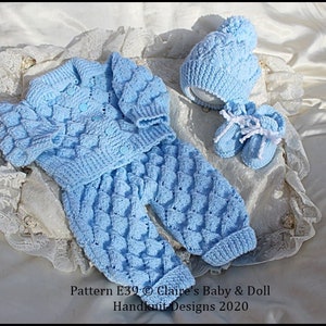Knitting Pattern falling Leaves Cosy pram suit 16-22&quot; doll or preemie-3m baby