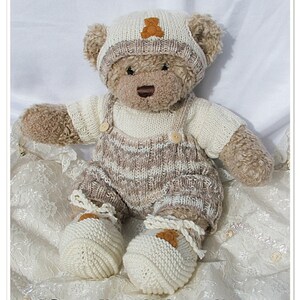 Knitting Pattern Buttoned Shorts & T-shirt set for 16 Teddy or Bunny/Dog/Soft Toy image 3