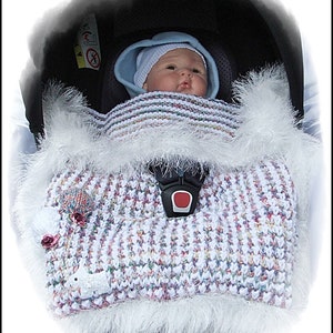 Knitting Pattern Chunky Fur edged car seat balnket with Dog & Balloon Motif