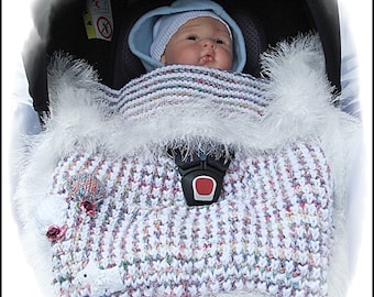 Knitting Pattern Chunky Fur edged car seat balnket with Dog & Balloon Motif