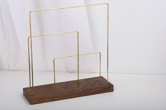 Jewelry stand 2024 for long necklaces