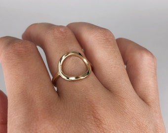 Minimalism ring, slim ring, skinny gold ring, circle ring, geometry ring, gold ring, modern ring, simple ring, everyday ring, gift for her