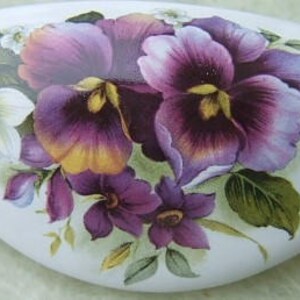 Pansy Pansies #1 Ceramic Cabinet Kitchen Drawer pulls @Pretty@ 6830 Hardware