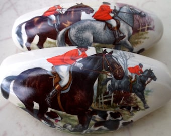 ALMOND Foxhunt scenes Ceramic Cabinet Kitchen Drawer pulls Horse set of two Hardware