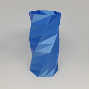 Decor Vase with modern and geometric design to enrich your table and your living image 1