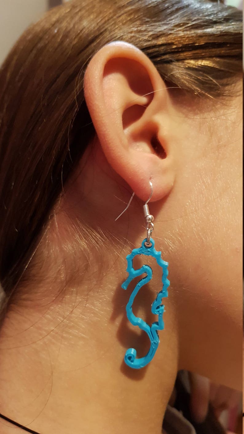 3D Printed unique Seahorse Earrings imagem 2