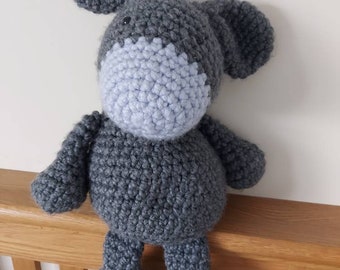 Crochet pattern to make amigurumi Donkey