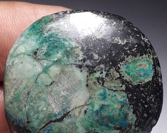 マラカイト入りクリスコラ 7,8 x 7,6 x 3,0 cm メキシコ産 12575