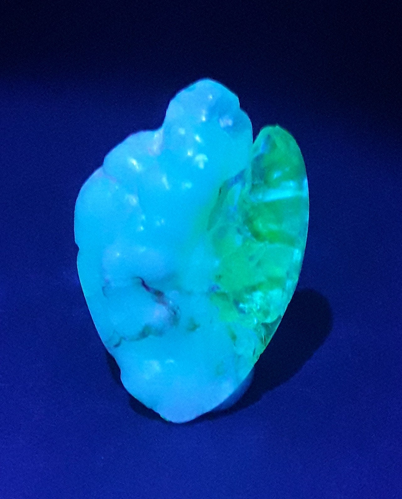 6gr. ジェミー ハイアライト オパール フリーフォーム 蛍光。メキシコ