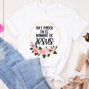 Hay Poder en el Nombre de Jesus Frases religiosas SVG Sublimacja PNG Frases bíblicas - El señor - Dios - Jesús - Fe - Esperanza - Amor - Paz