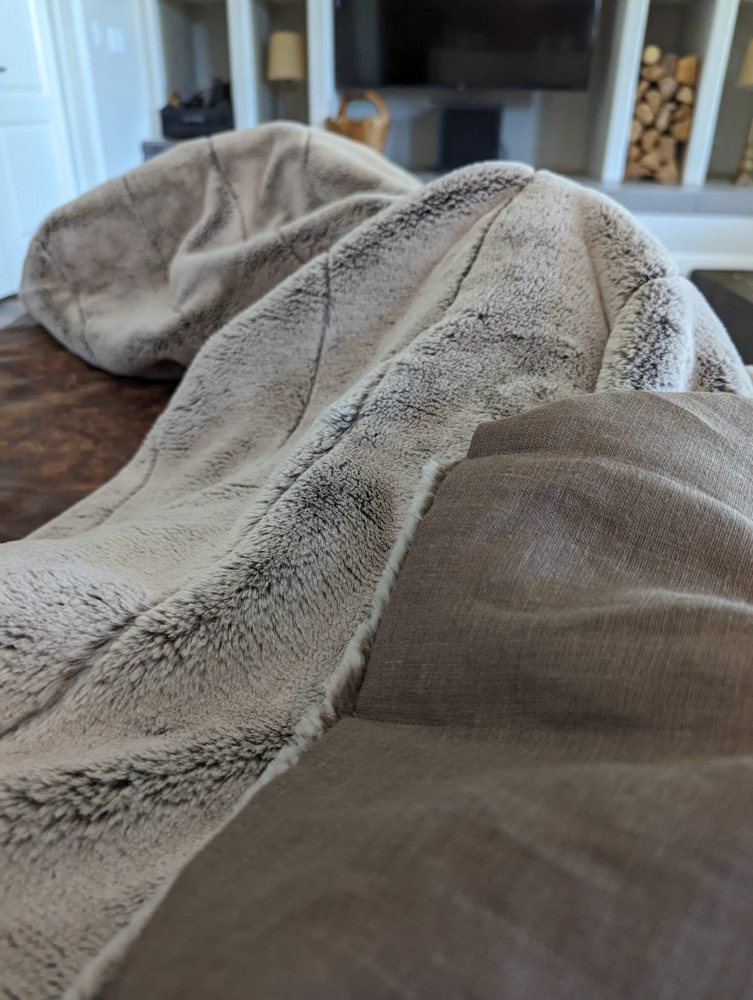 Fluffy thick blankets hotsell