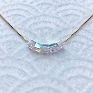 SATINE Necklace - Swarovski Crystal Cube 4mm on Gold-Plated Chain
